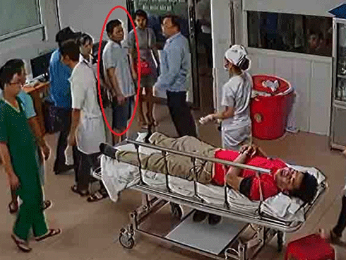 Xử phạt người nhà bệnh nhân chửi bới, hành hung điều dưỡng bệnh viện-2