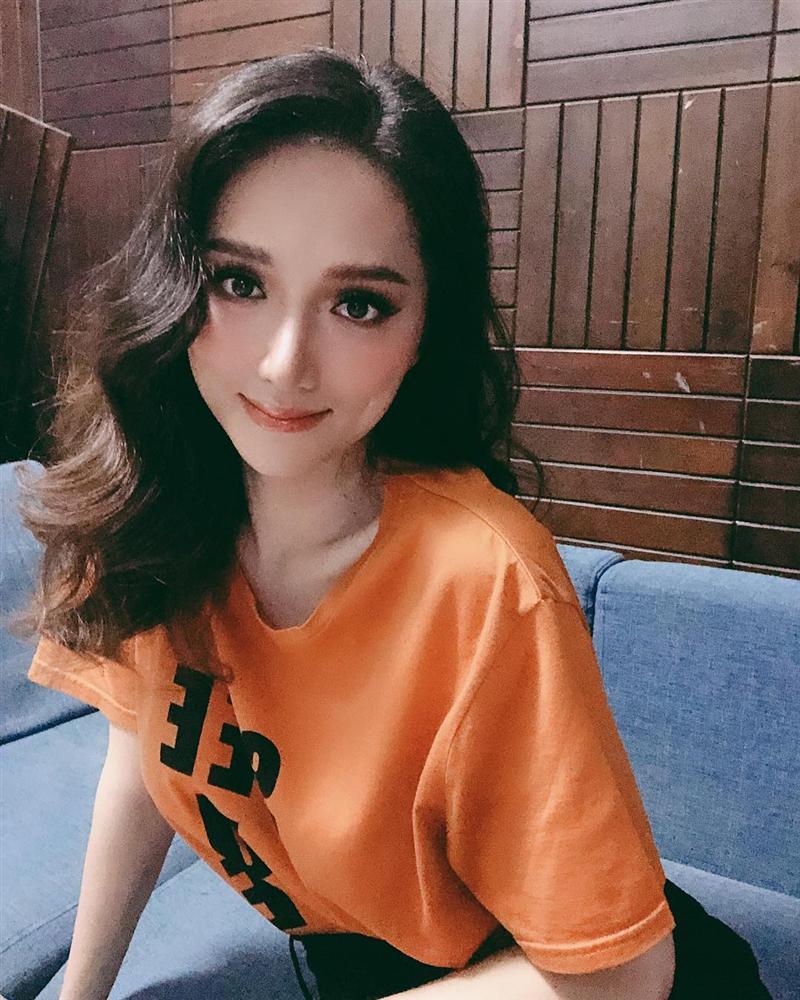 Diễm Hương: Con gái mà để có nọng nghĩa là lười giữ gìn nhan sắc-6