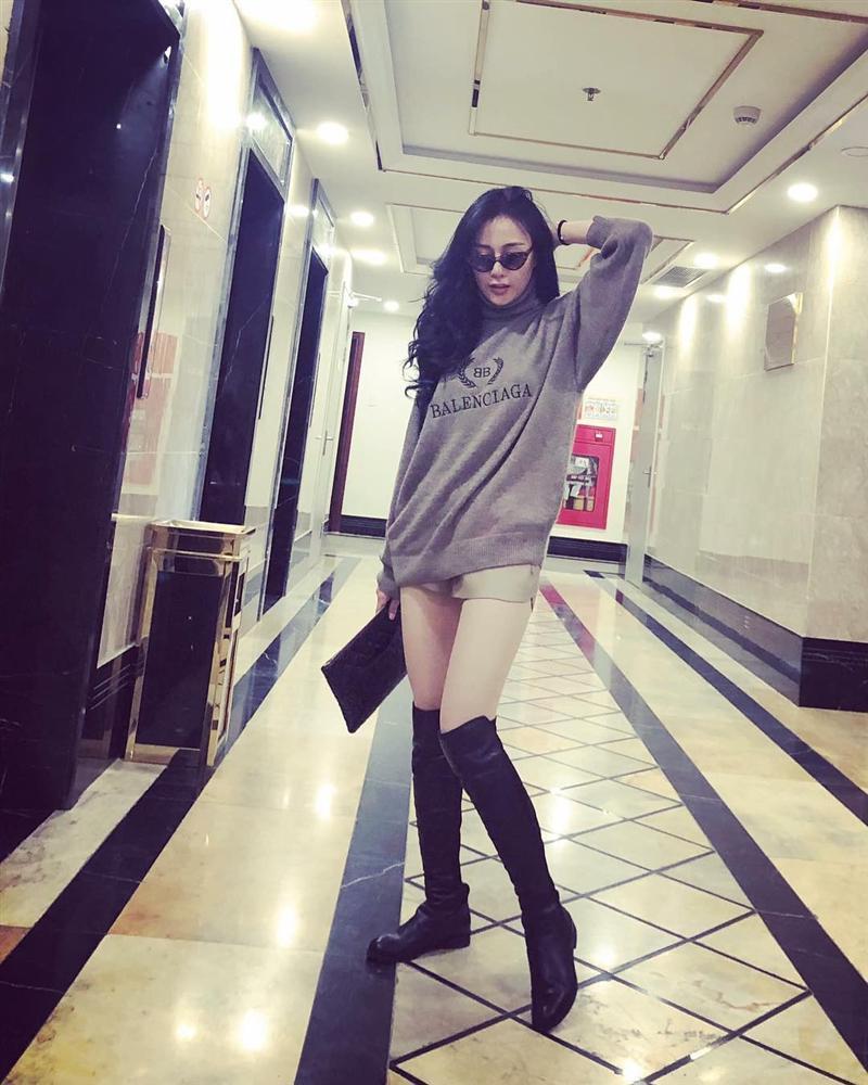 Diễm Hương: Con gái mà để có nọng nghĩa là lười giữ gìn nhan sắc-10