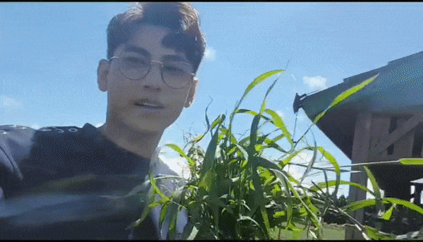 HẾT HỒN với fan Isaac: Xem thần tượng cho dê ăn mà tưởng tượng anh ấy đang cho chúng mình ăn kìa-1