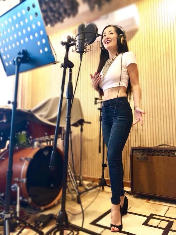 Vòng 1 căng tràn, body hoàn hảo, 6 chị đại này khiến đàn em lép vế mỗi khi đứng cạnh-8