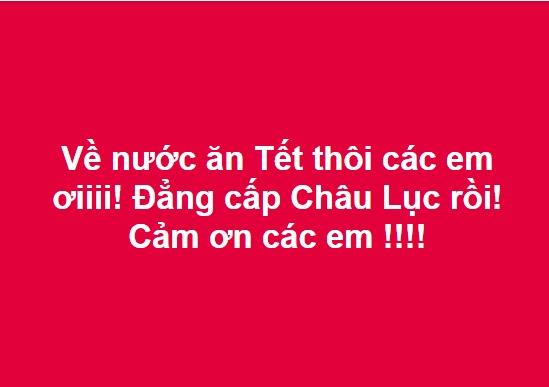 Tuyển Việt Nam dừng chân ở tứ kết, nam thanh niên trùm Quốc kỳ khóc thâu đêm ngoài trời lạnh-4