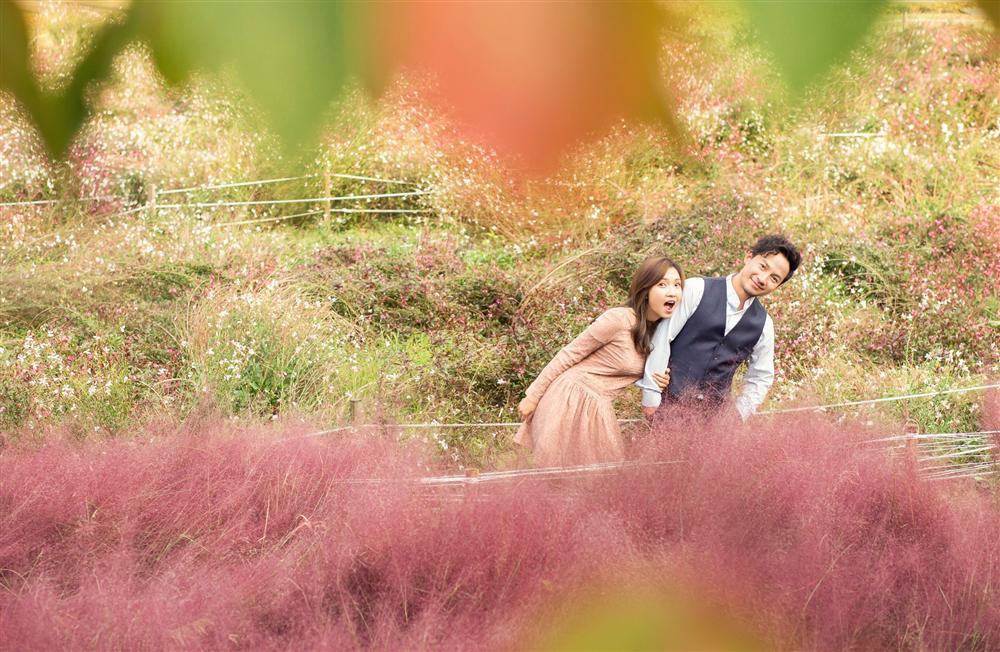 Tiến Đạt khóa môi bà xã Thụy Vy ngọt ngào tại Hàn Quốc - quê hương tình cũ Hari Won-10