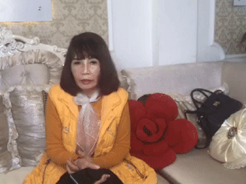 Bị đồn đã bỏ chồng, cô dâu 62 tuổi tuyên bố: Vợ chồng cãi cọ là chuyện bình thường-3