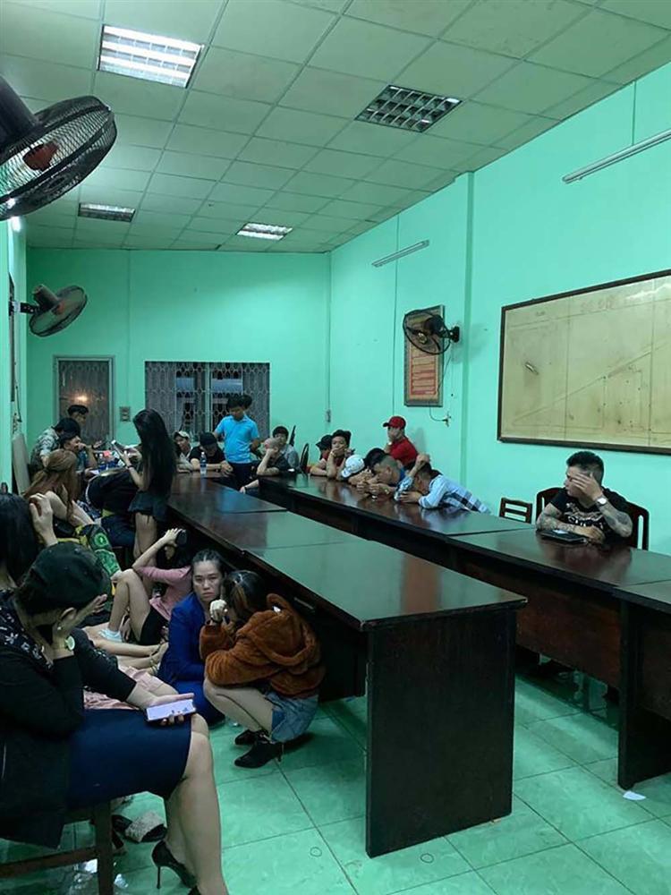 TP.HCM: Quán bar của dân chơi ma túy có màn múa khiêu dâm-4