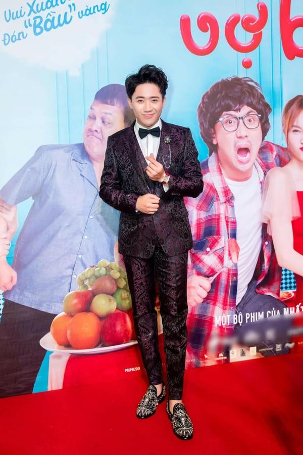 Dát hàng hiệu trị giá 3,5 tỷ đồng, Trấn Thành - Hari Won chiếm trọn spotlight thảm đỏ tuần qua-7