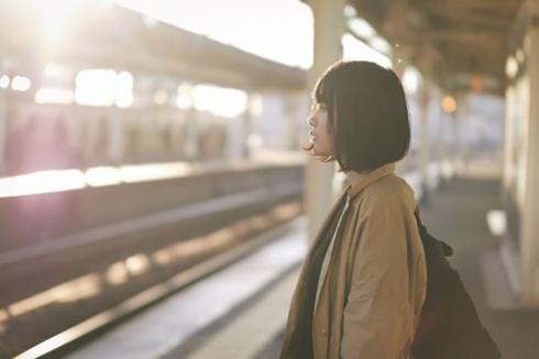 Gần Tết, tôi lại chênh vênh với những nỗi sợ vô hình-1