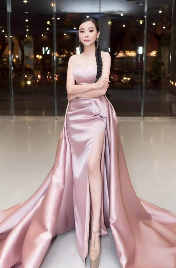 Bắt kịp xu hướng, Ngọc Trinh - Đặng Thu Thảo - Angela Phương Trinh và dàn mỹ nhân Việt đã phủ sắc hồng khắp mọi mặt trận-9