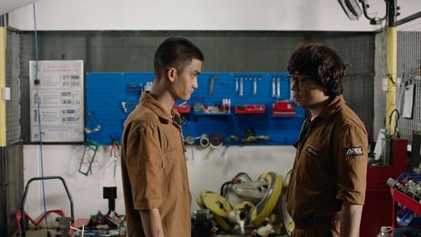 Tết này hãy ra rạp để xem Trấn Thành có phải là bố của đứa bé trong bụng Lan Ngọc?-5