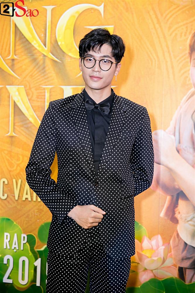 Vắng mặt tại buổi ra mắt bộ phim cuối cùng, Nhã Phương được ngầm đoán đã thực sự đang nằm ổ như lời đồn-2