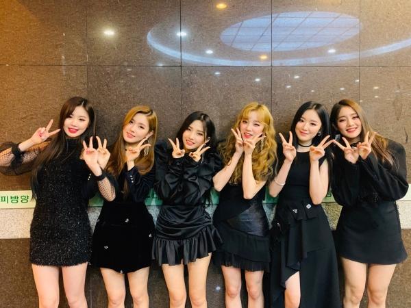 (G)I-DLE bị tố đạo nhái sân khấu khủng của 2NE1 tại MAMA 7 năm về trước-1