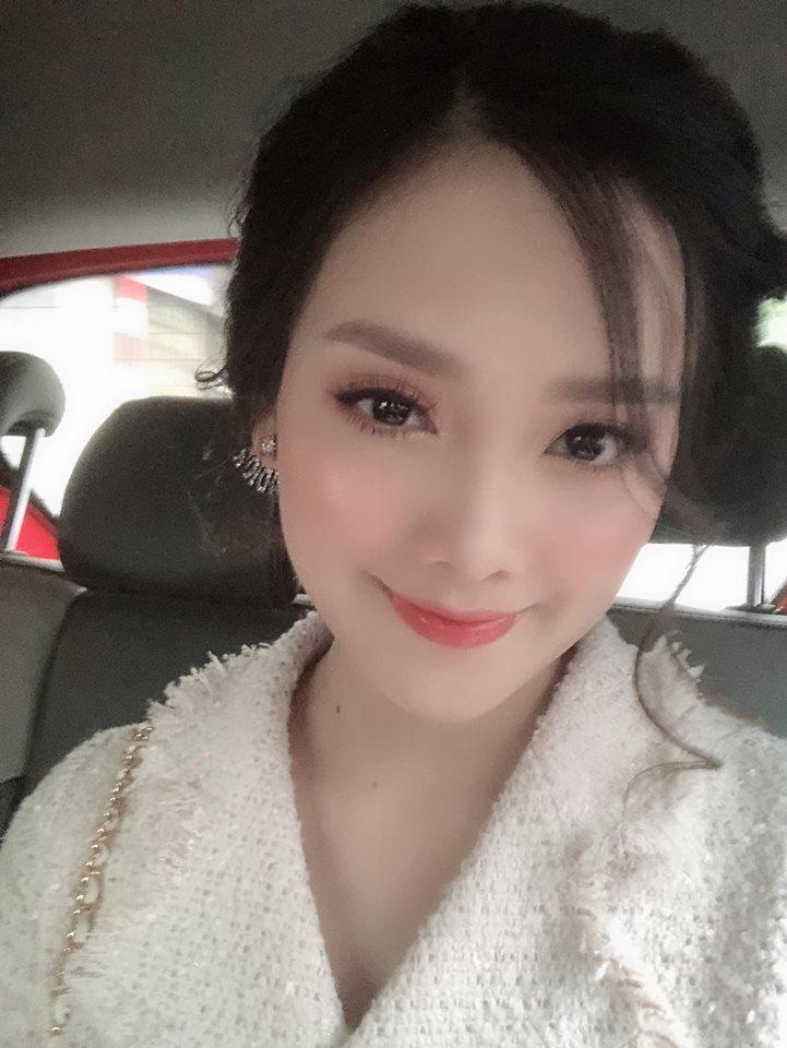 Top 10 Hoa hậu Việt Nam Tố Như khoe bụng bầu vượt mặt, khóa môi ông xã hotboy ngọt ngào-3