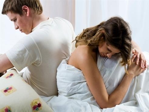 Chia tay vì hứa hẹn, năn nỉ bạn gái làm chuyện ấy không được