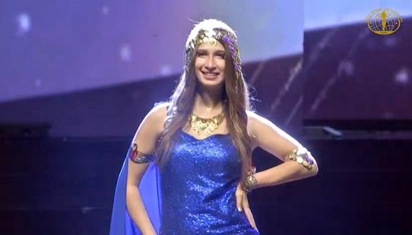 Lê Âu Ngân Anh trình diễn quốc phục biên bản mới-6