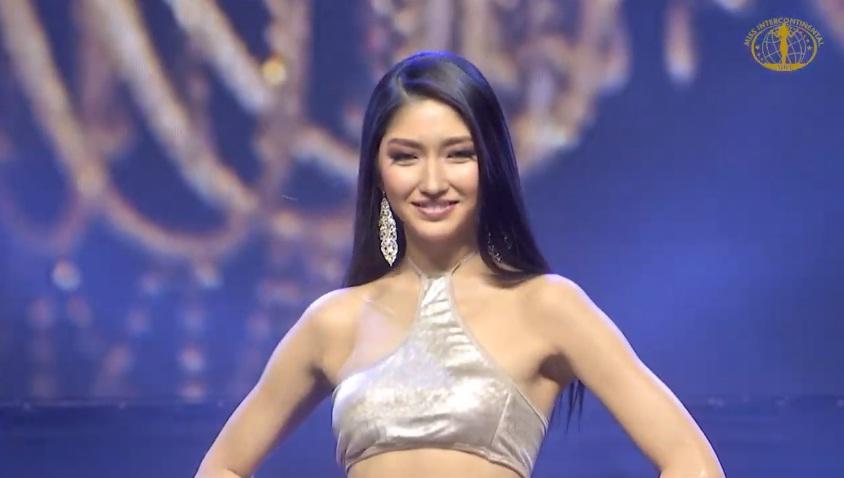 Ngân Anh cùng top 20 trình diễn bikini-11