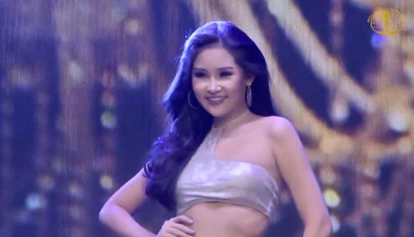 Ngân Anh cùng top 20 trình diễn bikini-3