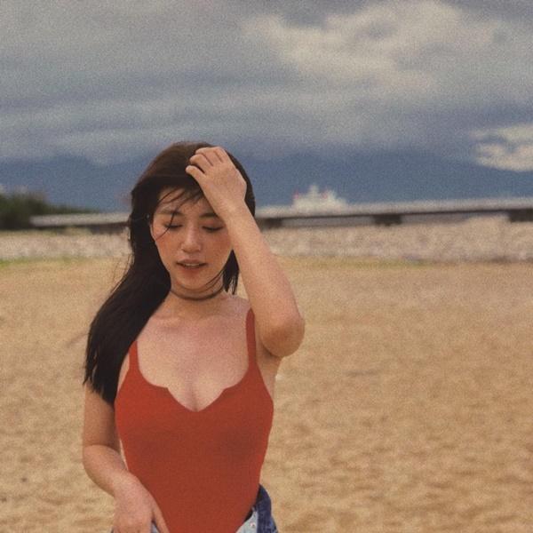 3 nàng hot girl gái ngoan một thời lột xác thành mỹ nhân trưởng thành gợi cảm-8