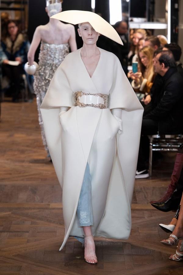 Những thiết kế với nguồn cảm hứng từ ca sĩ Lady Gaga của nhà mốt Balmain-4