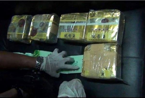 Đối tượng nhập cả bao tải ma tuý để bán dịp Tết-2