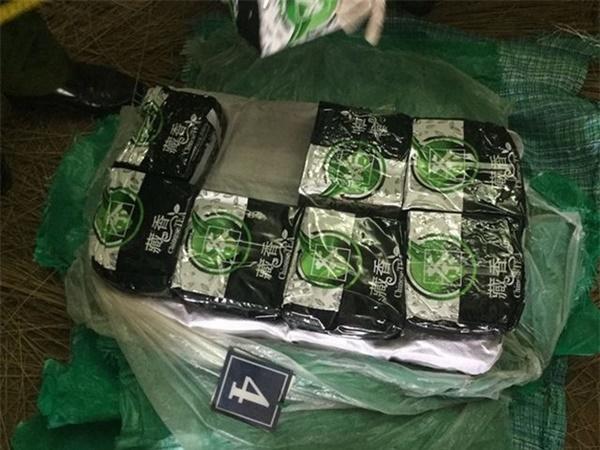 Đối tượng nhập cả bao tải ma tuý để bán dịp Tết-6