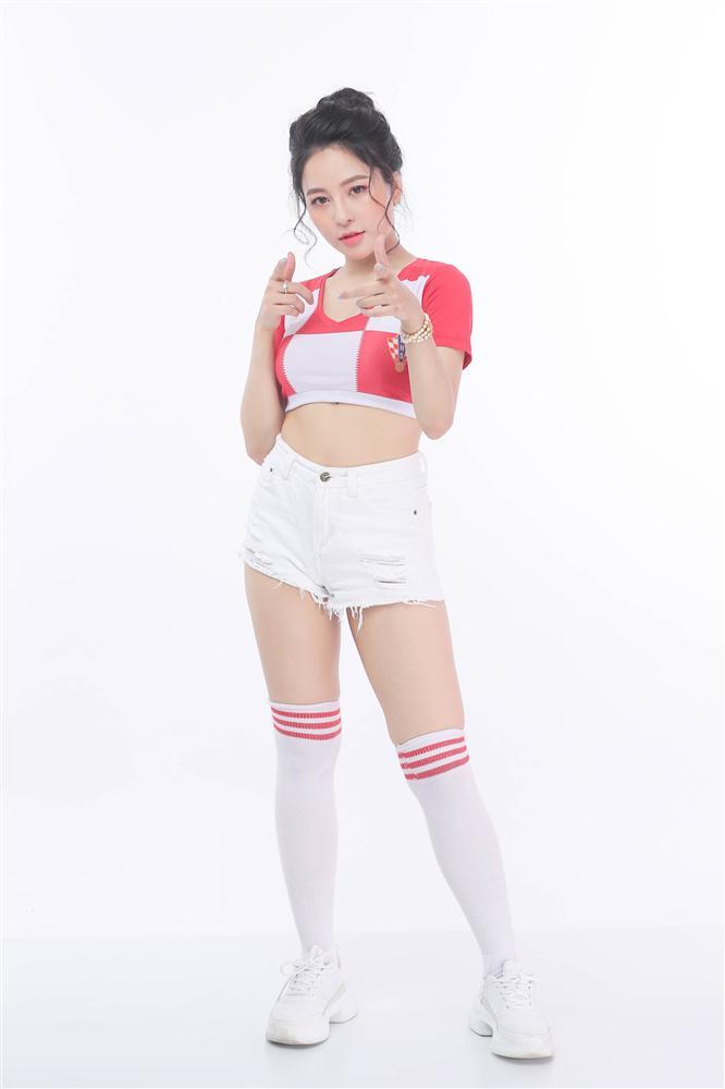 Hé lộ danh tính 2 hot girl xinh đẹp xuất hiện trong Táo Quân 2019-1