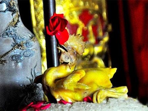 Năm Kỷ Hợi không nên cúng thịt lợn trong mâm cúng Giao thừa?-2