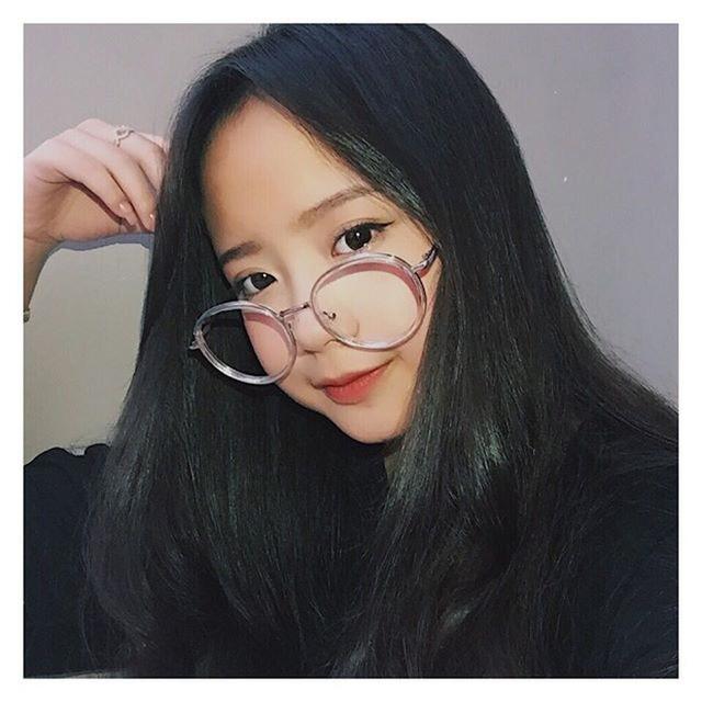 Nữ sinh Việt khiến dân mạng và truyền thông Trung Quốc phát cuồng vì bức ảnh mặc áo dài với mái tóc mây siêu đẹp-4