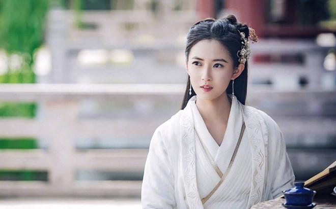 Hai nữ chính 9X và dàn diễn viên xinh đẹp của Tân Ỷ Thiên Đồ Long ký-3