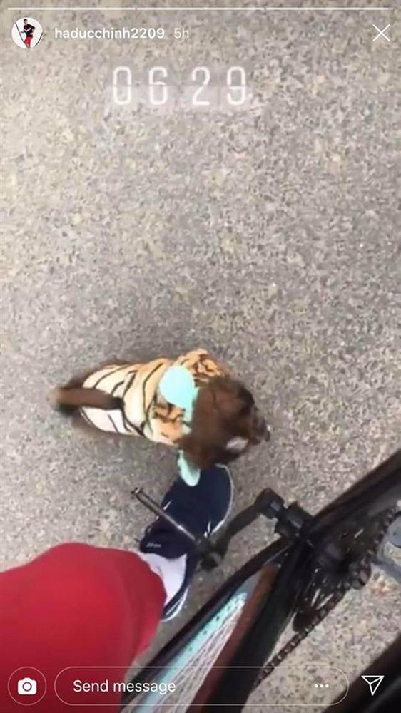 Vừa về nước, Hà Đức Chinh thân thiết bên bạn gái tin đồn-4