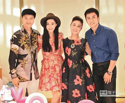 Những bà mẹ trẻ đẹp ăn đứt con gái của mỹ nhân Hoa ngữ-3