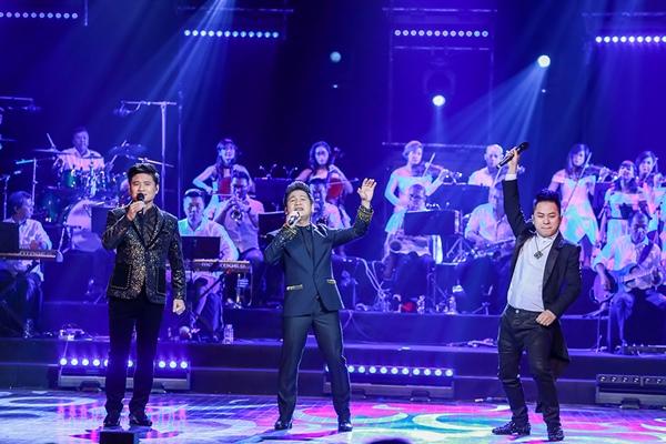 Hồng Nhung diện 3 áo dài rực rỡ bên những giọng nam hàng đầu Tùng Dương - Tấn Minh - Trọng Tấn-3