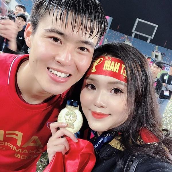 Đỗ Duy Mạnh bị mỉa mai nghèo mà trèo cao khi yêu con gái cựu Chủ tịch CLB Bóng đá Sài Gòn, bạn gái đáp trả cực gắt-1