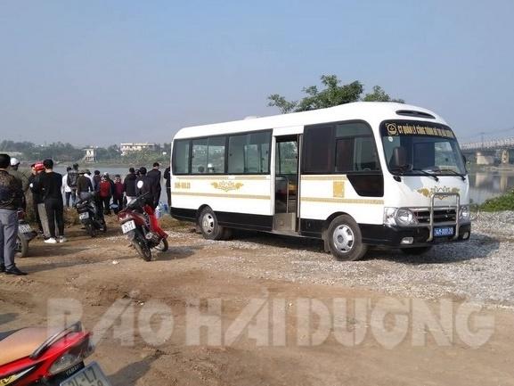 Bi hài cá chép vừa thả xuống hồ, chưa kịp đưa ông Táo chầu Trời đã... gặp nạn-15