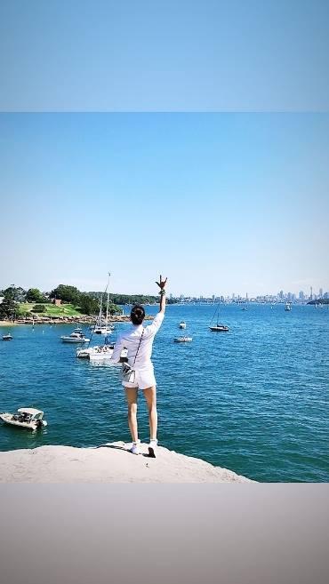 Phạm Hương khoe ảnh đi du hí, dân tình lại chỉ quan tâm: Chị đẻ lâu chưa?-2