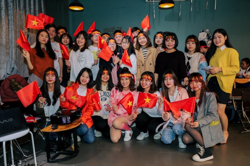 Hoàng Yến Chibi khiến fan xúc động với từng câu hát trong ca khúc tự sáng tác-2