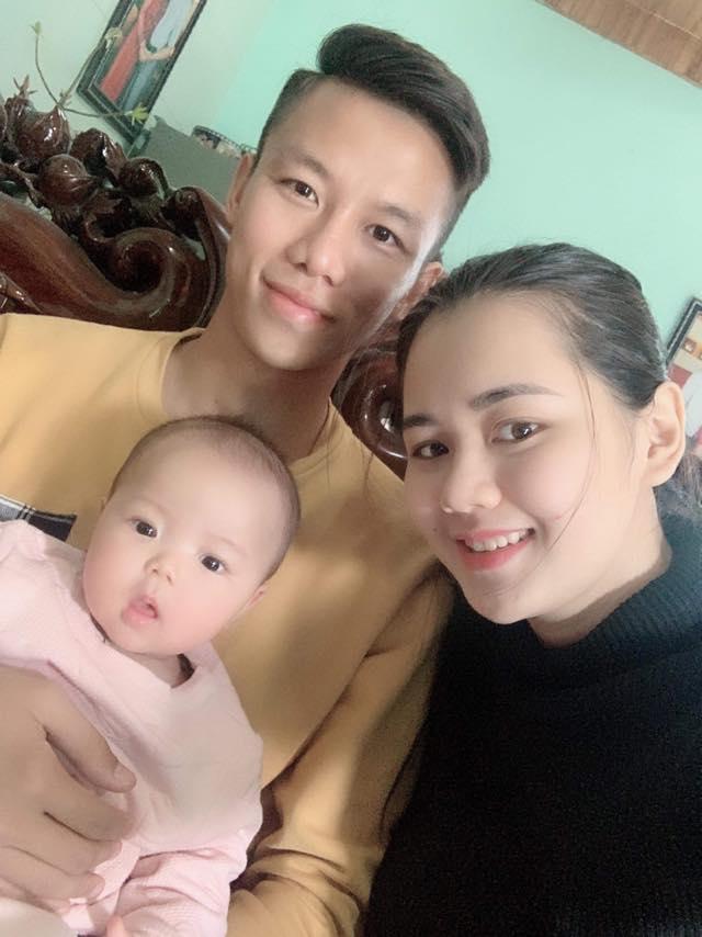 Đảm việc nước giỏi việc nhà như đội trưởng Quế Ngọc Hải, bảo sao bà xã hoa khôi lại yêu đến vậy-4