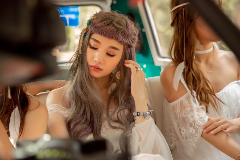 Đây là cách đáp trả của Hari Won khi bị Trấn Thành chê phát âm tiếng Việt không chuẩn-3