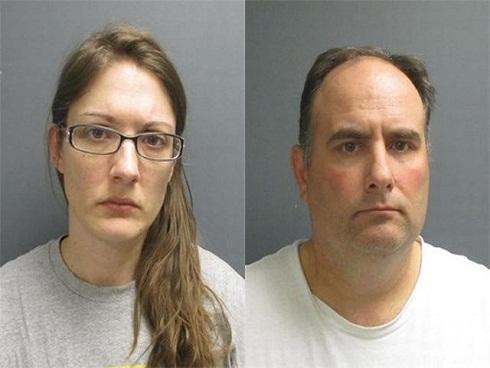 Bà mẹ nổi tiếng về dạy con bị bắt quả tang ngược đãi con mình-3