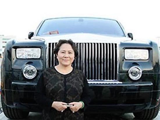 Đại gia Dương Thị Bạch Diệp: Từ tay trắng đến đại gia và tù tội