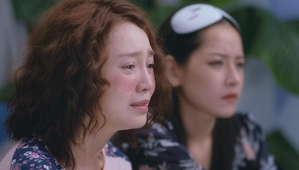 Chi Pu bất lực nhìn Lan Ngọc khóc lóc vì lụy tình trong tập 8 Mối Tình Đầu Của Tôi-2