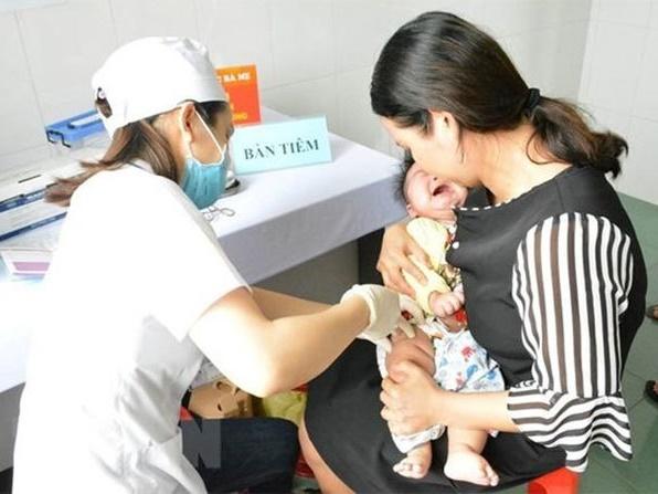 Làm rõ nguyên nhân bé 3 tháng tuổi tử vong sau tiêm vắc xin ComBe Five-3