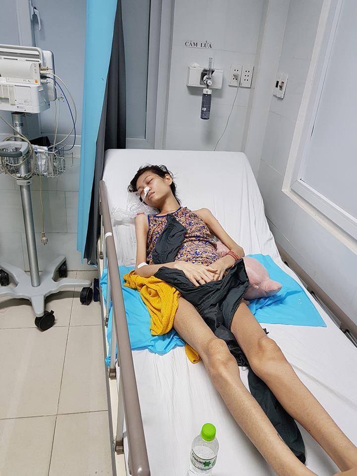 Xót xa số phận người mẫu Kim Anh: Qua đời sau sinh nhật 3 ngày, cơ thể chỉ còn da bọc xương chẳng kịp đón Tết-1