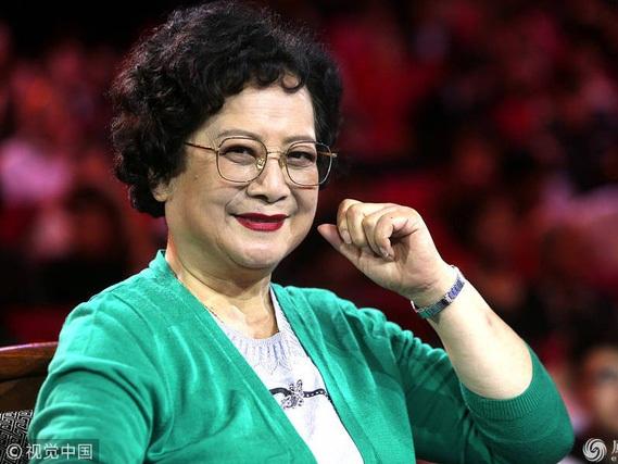 Quan Âm Bồ Tát của Tây du ký được người dân quỳ lạy và lập bàn thờ-4