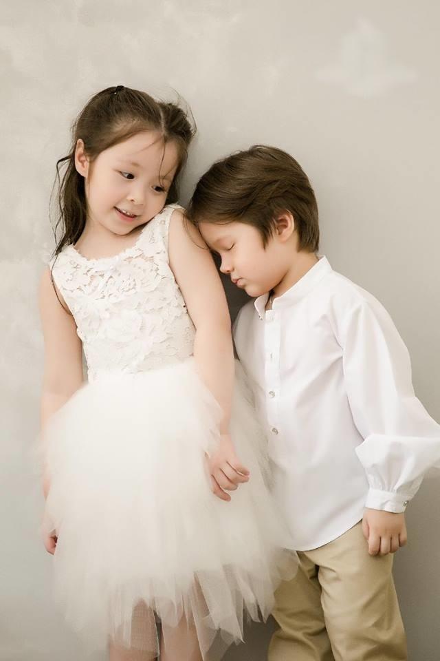 Hoàng tử nhí nhà Elly Trần tái xuất quá bảnh, dân mạng thi nhau kêu gào: Xin hãy gả chàng Mạch cho tôi-13