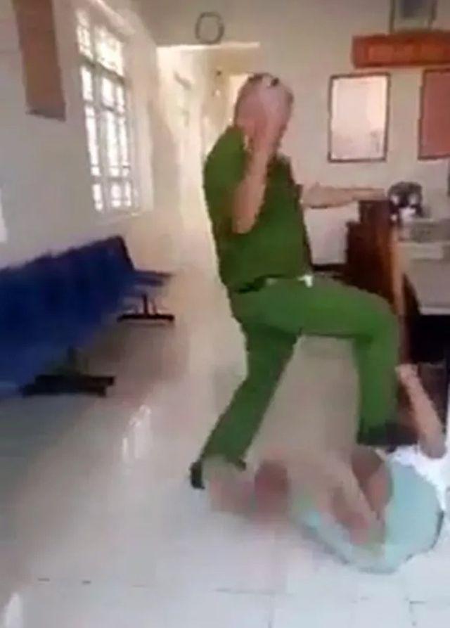 Chỉ đạo xử nghiêm vụ Trung tá Công an đạp người làm chứng dúi dụi-1