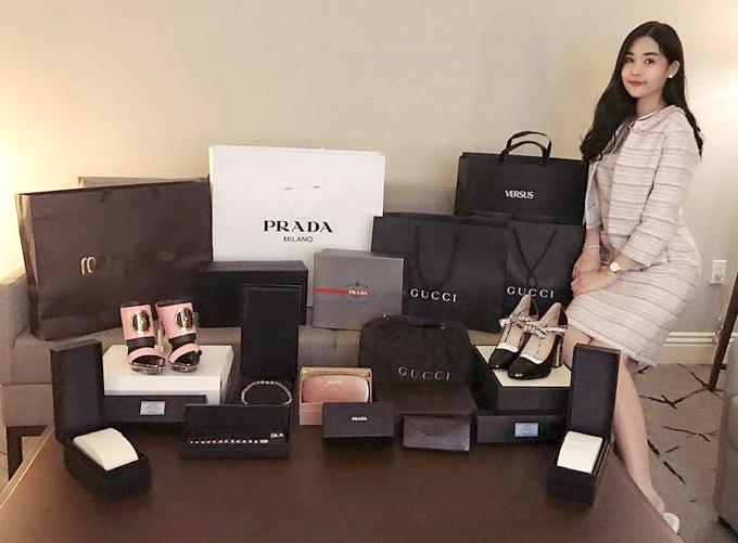 Ở tuổi 24, Lê Âu Ngân Anh sở hữu bộ sưu tập hàng hiệu đến cả tỉ đồng-1