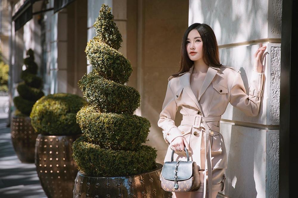 Ở tuổi 24, Lê Âu Ngân Anh sở hữu bộ sưu tập hàng hiệu đến cả tỉ đồng-13