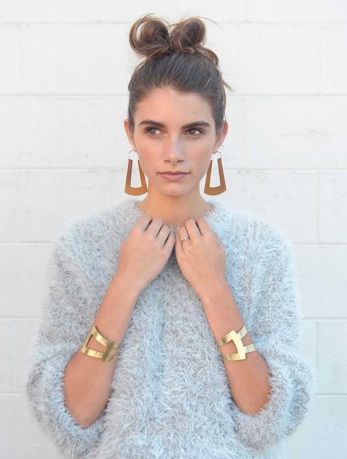 Khuyên tai statement hot thế này không sắm diện Tết hơi phí-4