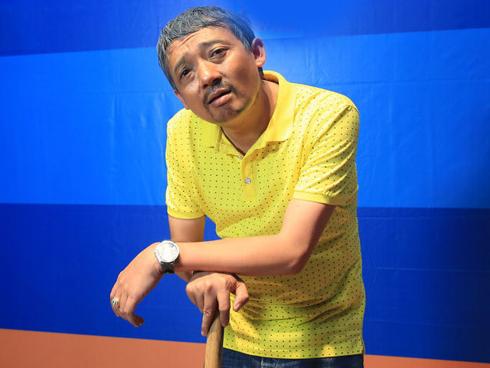 Sao hài đất Bắc kẻ chơi xế hộp tiền tỷ, người thích mua xe đồng nát-7