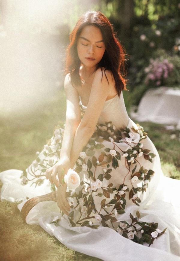 Phạm Quỳnh Anh quá xinh đẹp, hứa sẽ hát nhạc tích cực hơn trong năm tới-5